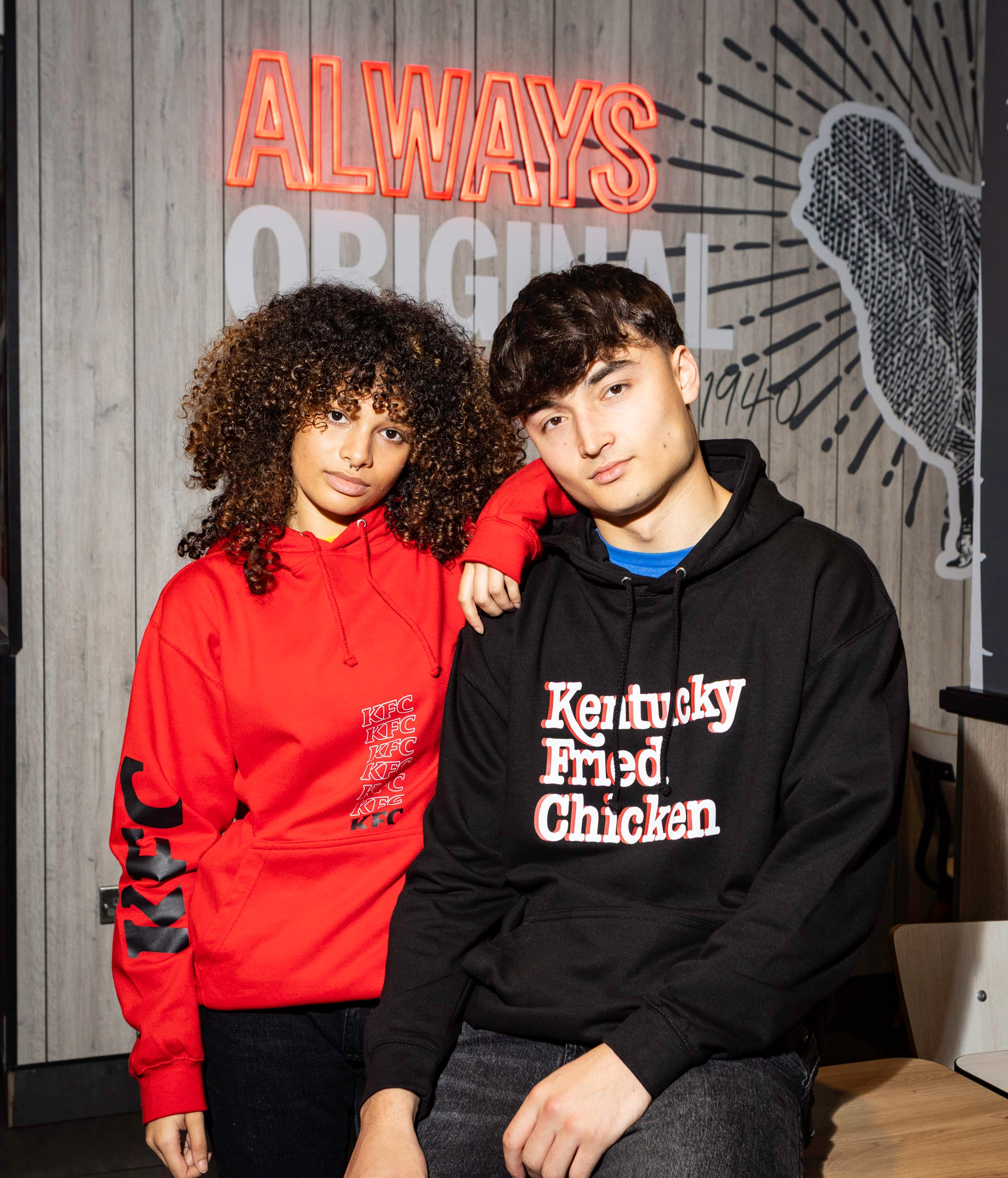 kfc.xoxo トレーナー Hoodie Sweat Black KFC Online shop – KFC UK&I Shop